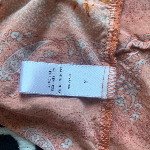 ROSE AND GREY WOMENS TOP SIZE SMALL - Picture 7 of 7